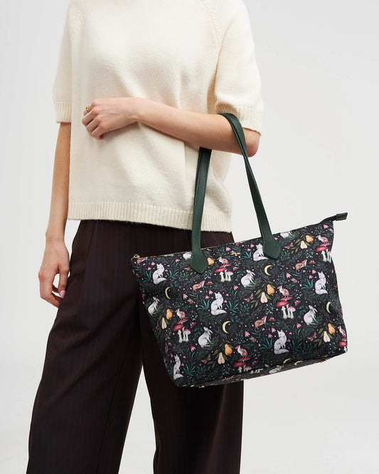 Edith Niva Print Tote Bag
