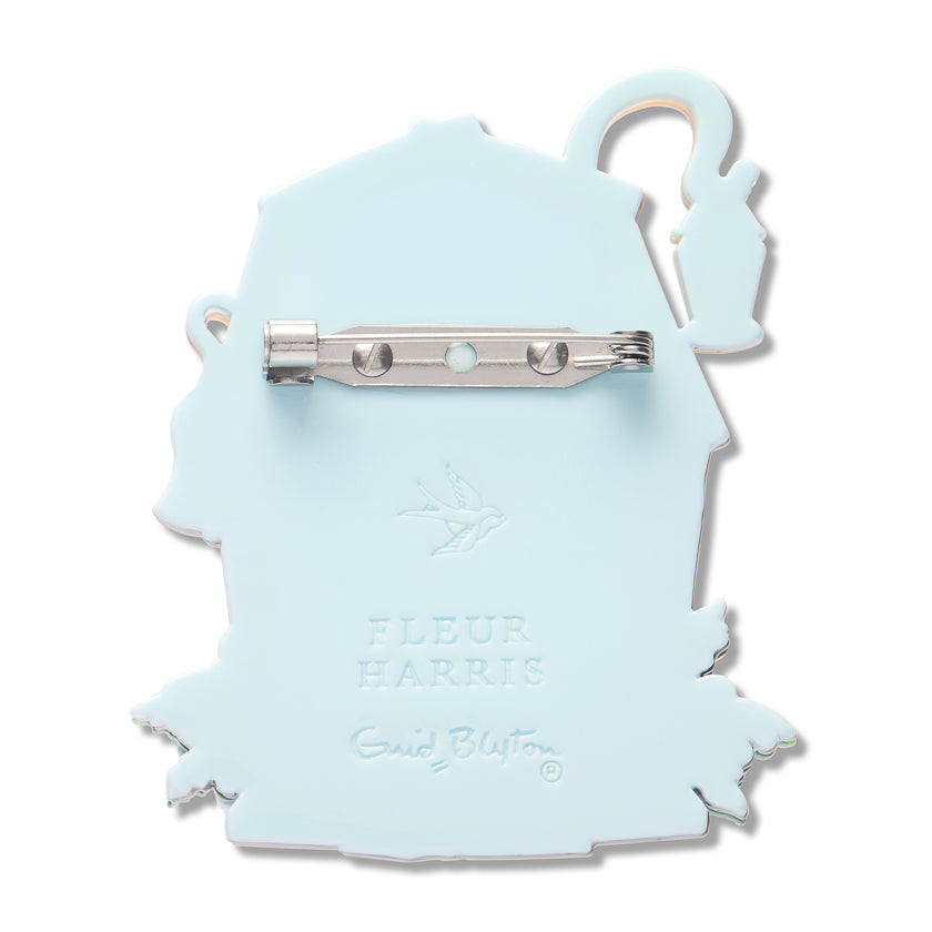 Silky's Door Brooch