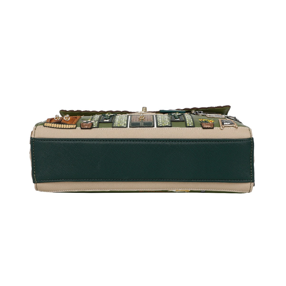 The Queen Elizabeth Pub ~ Box Bag