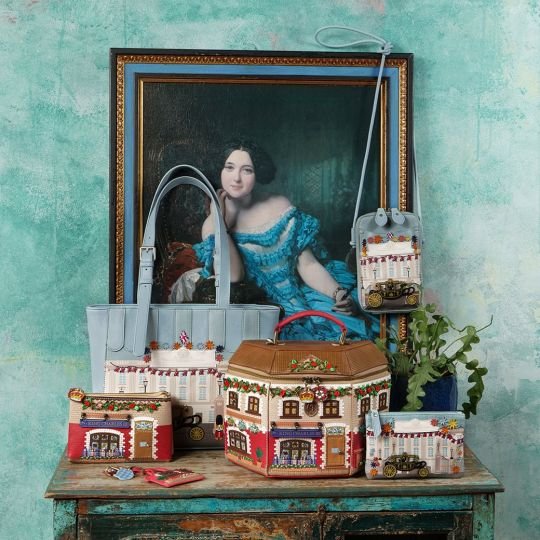 Buckingham Palace Zipper Coin Purse - Rockamilly-Bags & Purses-Vintage