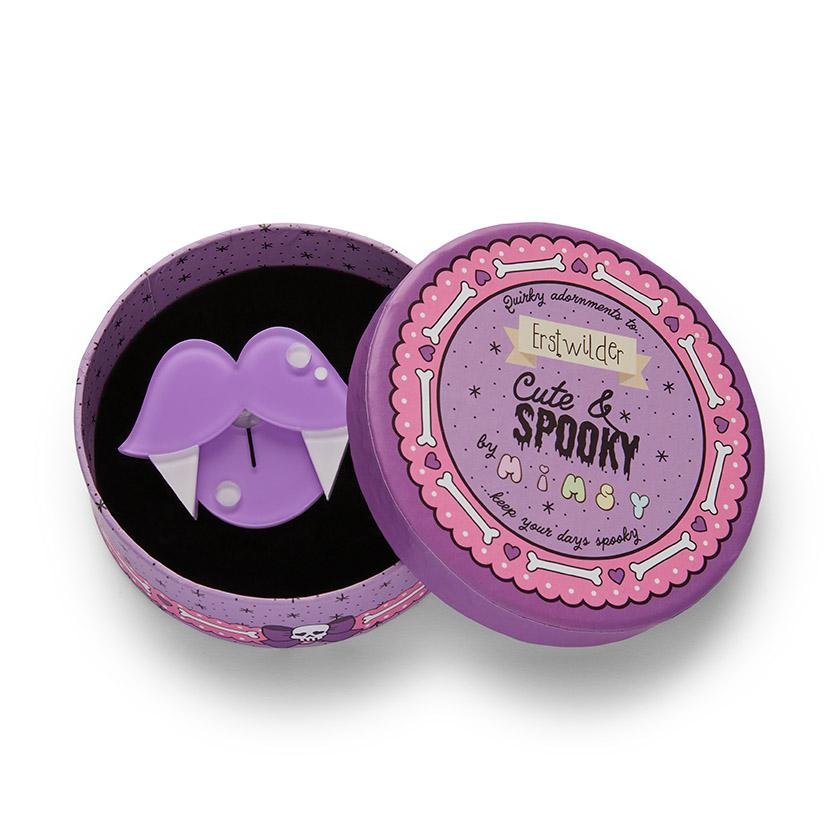 Eternal Kiss Brooch - Rockamilly-Jewellery-Vintage