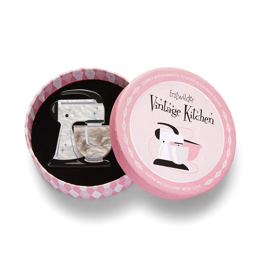 Spin Me Right Round Brooch - White - Rockamilly-Jewellery-Vintage