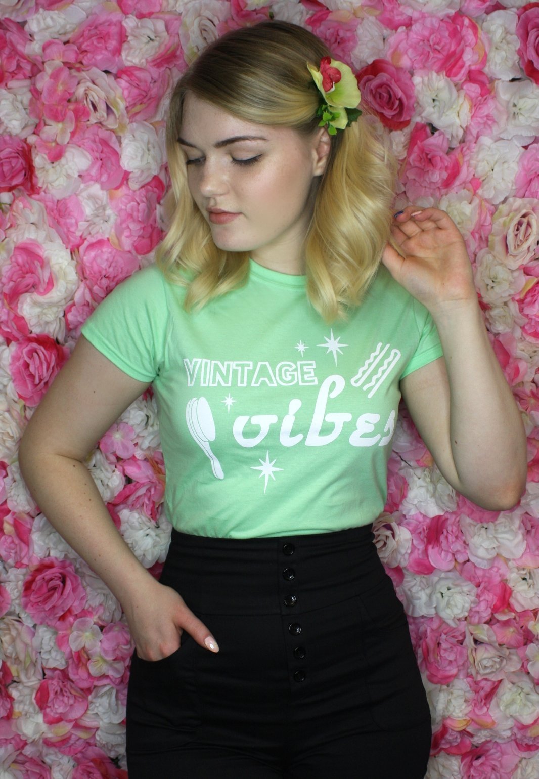 'Vintage Vibes' The Baby Jane Tee
