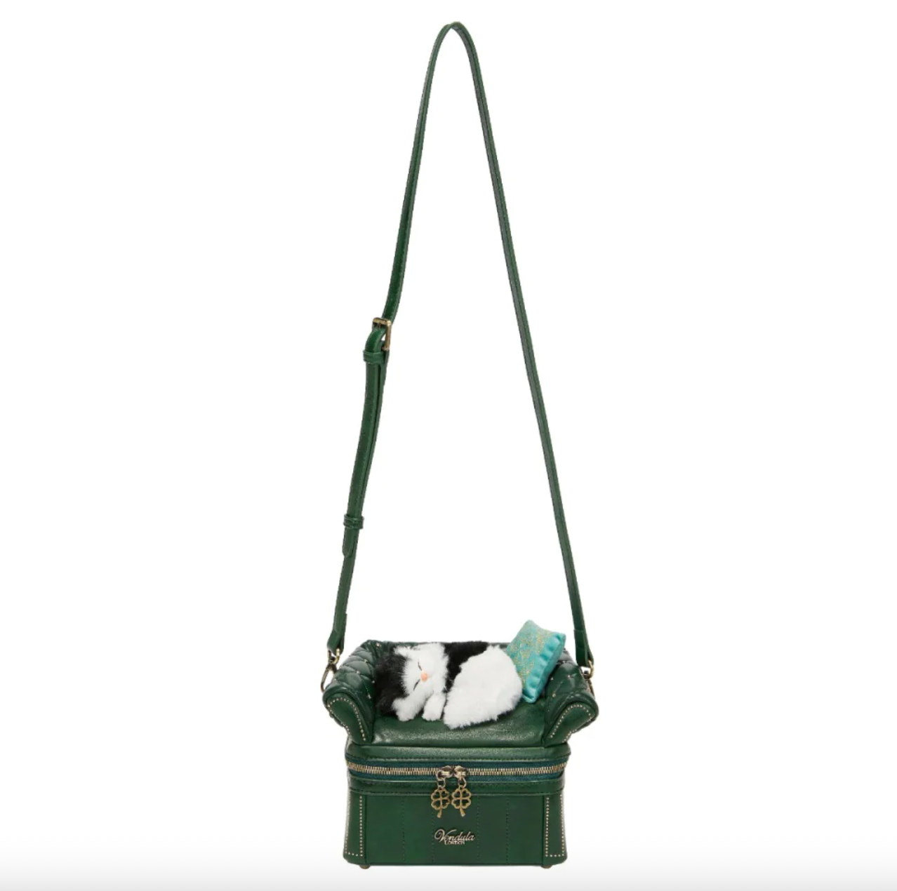 The Clover Inn ~ Chesterfield Sofa Bag