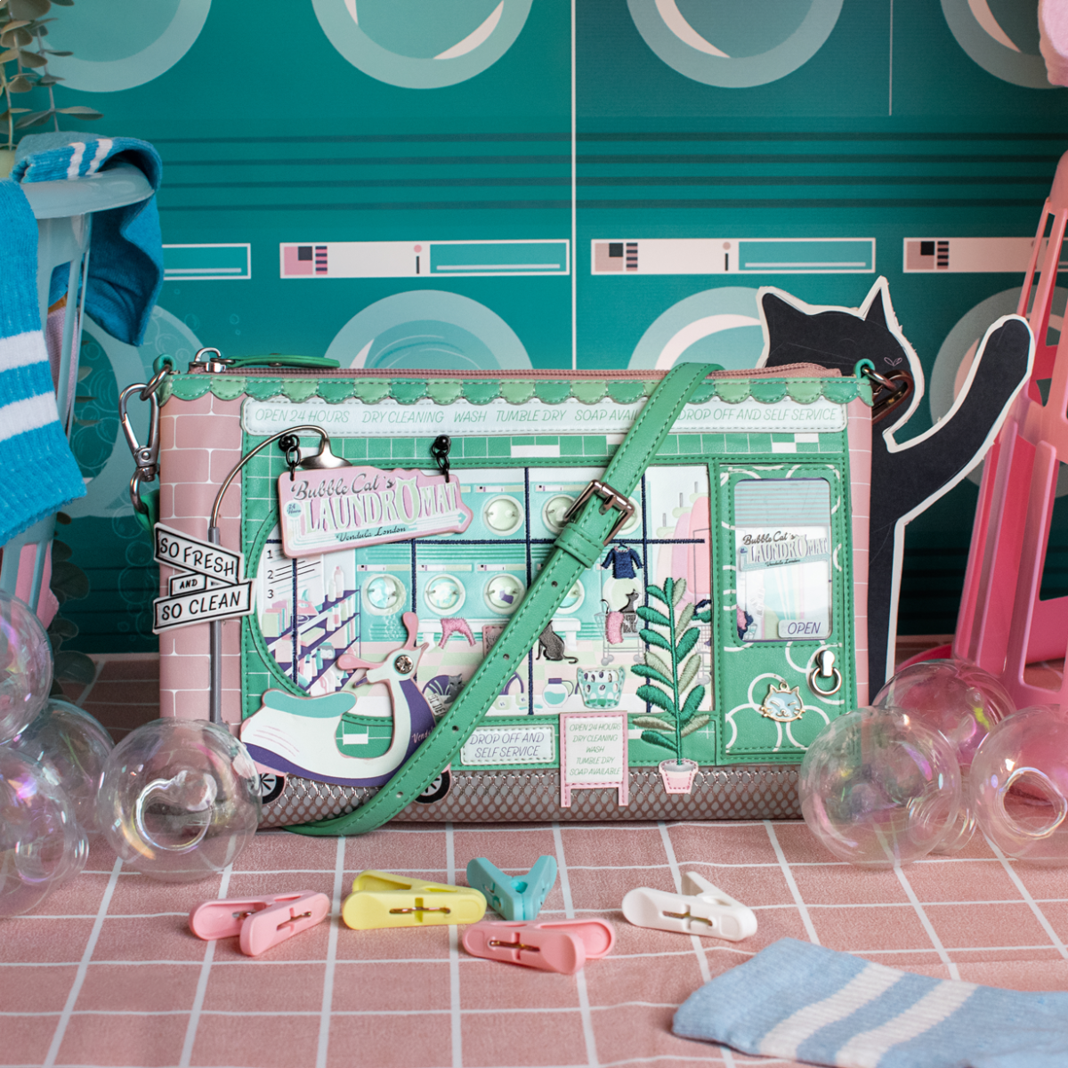 Bubble Cats Laundromat ~ Kate Bag